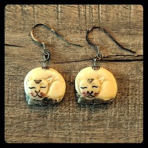 💫Host Pick👀 Handcrafted Cat Earrings 🐱🐱